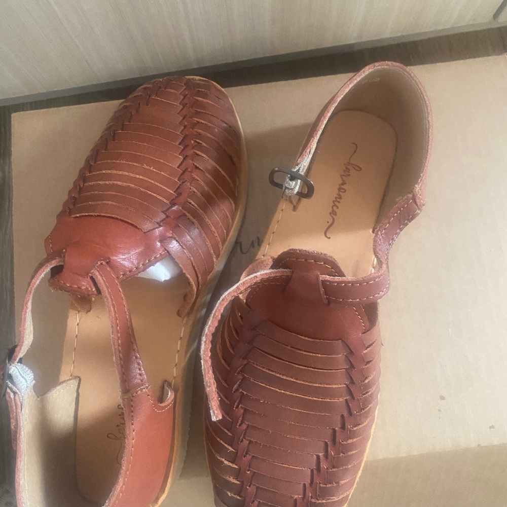 Leather Mary Jane style buckle shoe